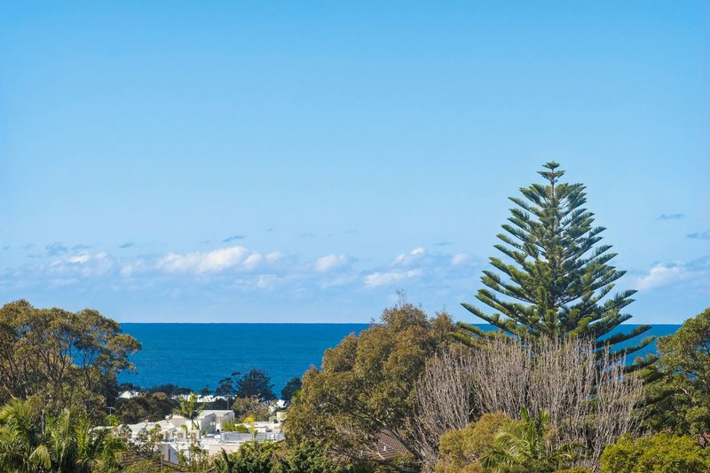 Photo - 2081/1-5 Dee Why Parade, Dee Why NSW 2099 - Image 2
