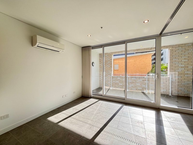 Photo - 208/15 Taylor Street, Lidcombe NSW 2141 - Image 2