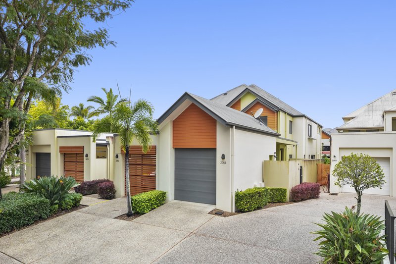 Photo - 2082/1 The Vistas Drive, Carrara QLD 4211 - Image 1