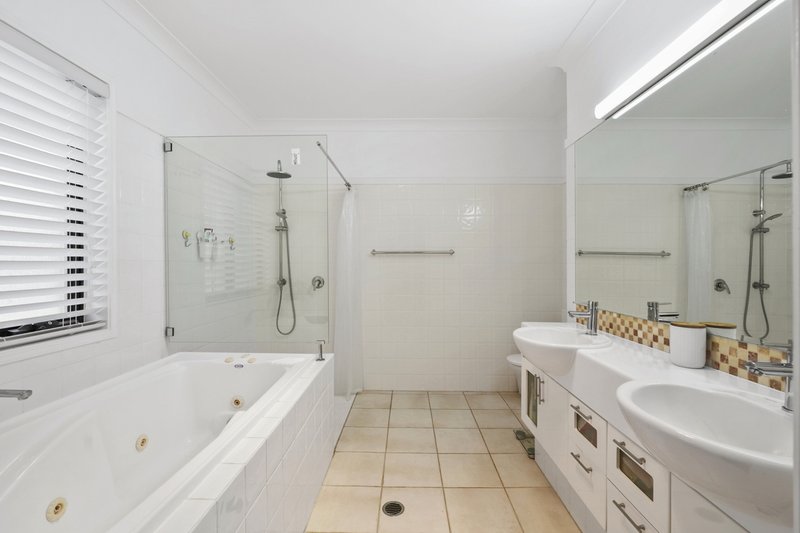 Photo - 2082/1 The Vistas Drive, Carrara QLD 4211 - Image 14