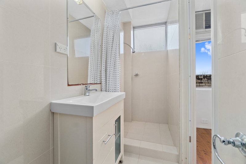 Photo - 208/29 Newland Street, Bondi Junction NSW 2022 - Image 6