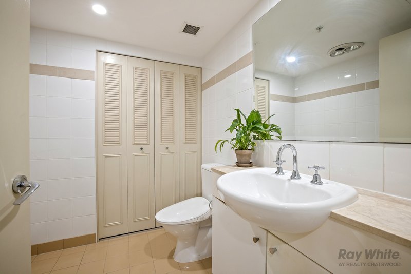 Photo - 208/2B Help Street, Chatswood NSW 2067 - Image 6