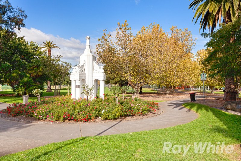 Photo - 208/37-41 Munro Street, Coburg VIC 3058 - Image 9