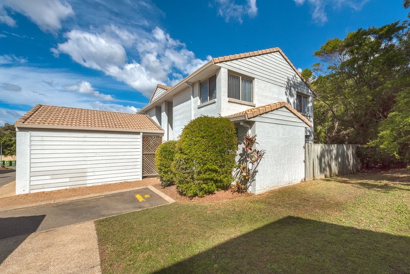 Photo - 208/641 Pine Ridge Road, Biggera Waters QLD 4216 - Image 6