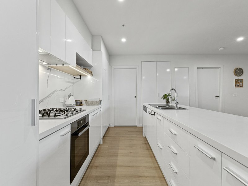 Photo - 208/7 Bardia Street, Ringwood VIC 3134 - Image 3