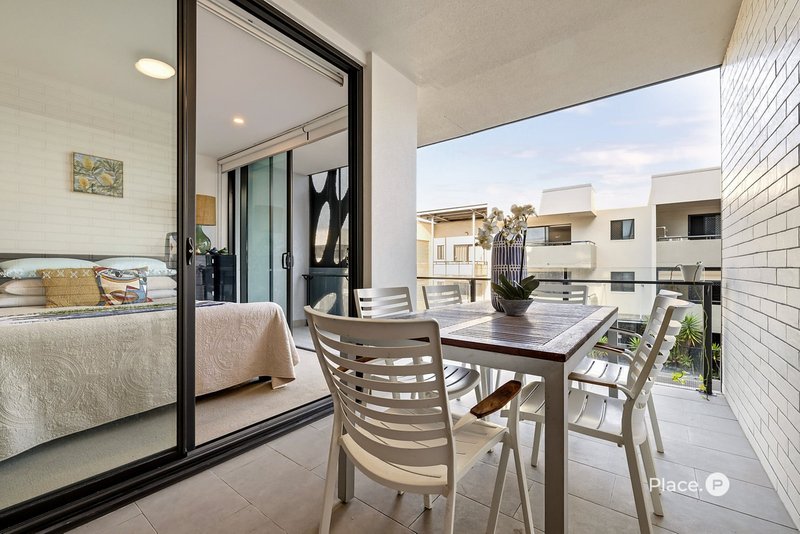 Photo - 208/78 Berwick Street, Fortitude Valley QLD 4006 - Image 2