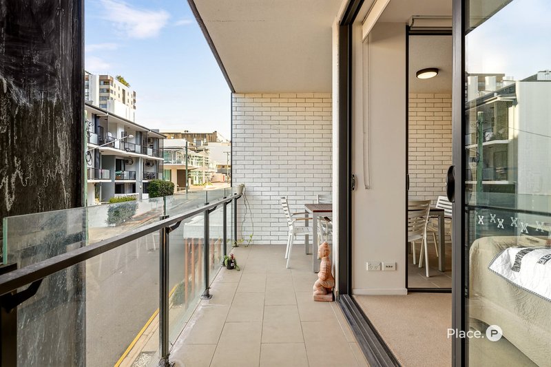 Photo - 208/78 Berwick Street, Fortitude Valley QLD 4006 - Image 4