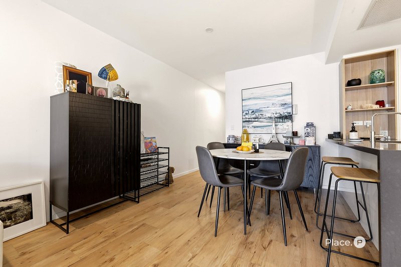 Photo - 208/78 Berwick Street, Fortitude Valley QLD 4006 - Image 6