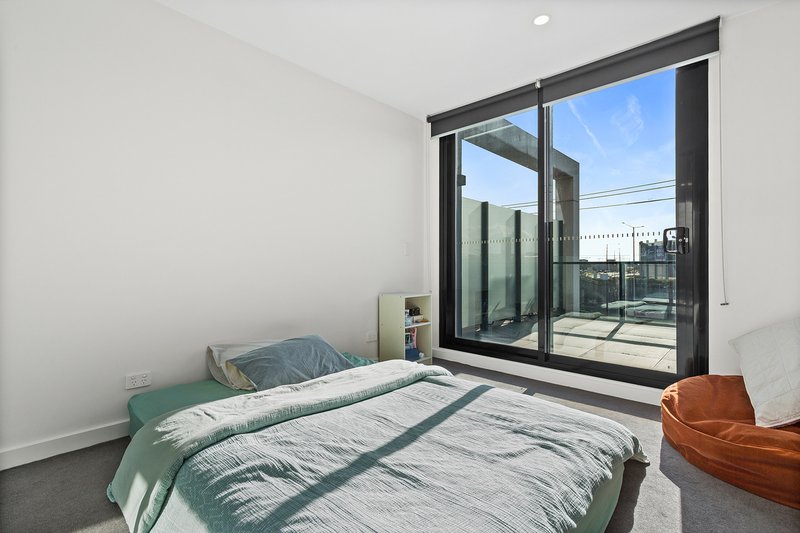 Photo - 208/82 Bulla Road, Strathmore VIC 3041 - Image 7