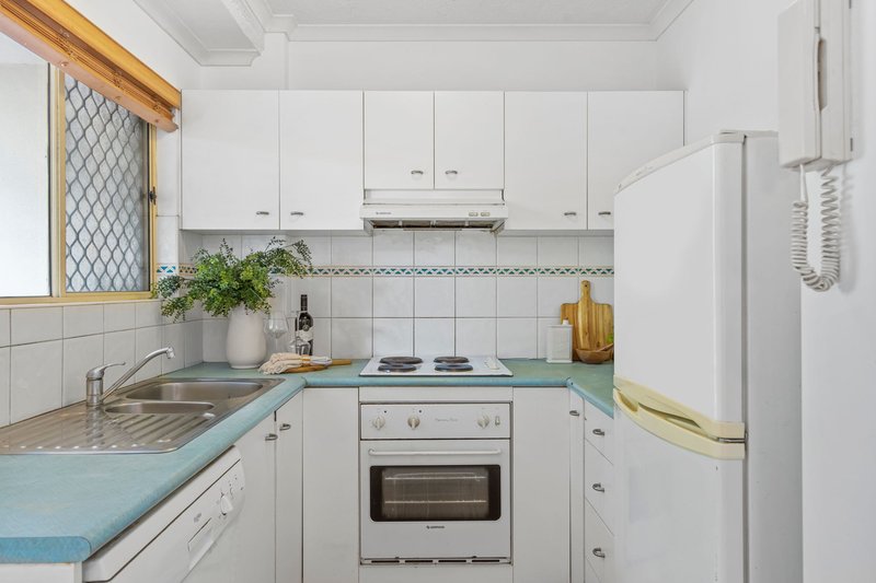 Photo - 20/89 Scott Road, Herston QLD 4006 - Image 11