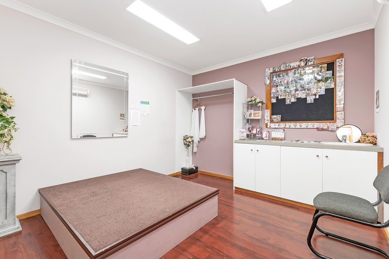 Photo - 209 - 211 Hare Street, Echuca VIC 3564 - Image 11