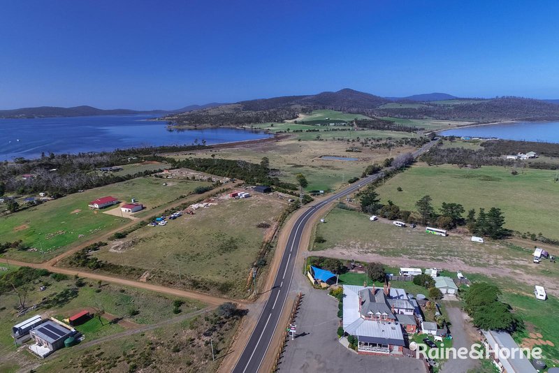 Photo - 209-221 Arthur Highway, Dunalley TAS 7177 - Image 3