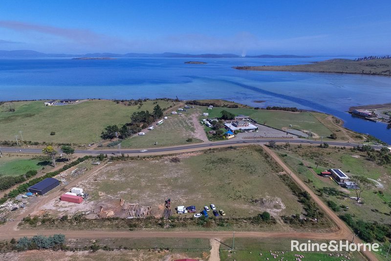 Photo - 209-221 Arthur Highway, Dunalley TAS 7177 - Image 6