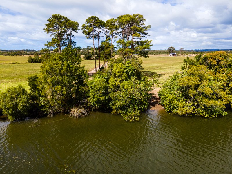 Photo - 209- 227 Burtons Rd , Maroochy River QLD 4561 - Image 5