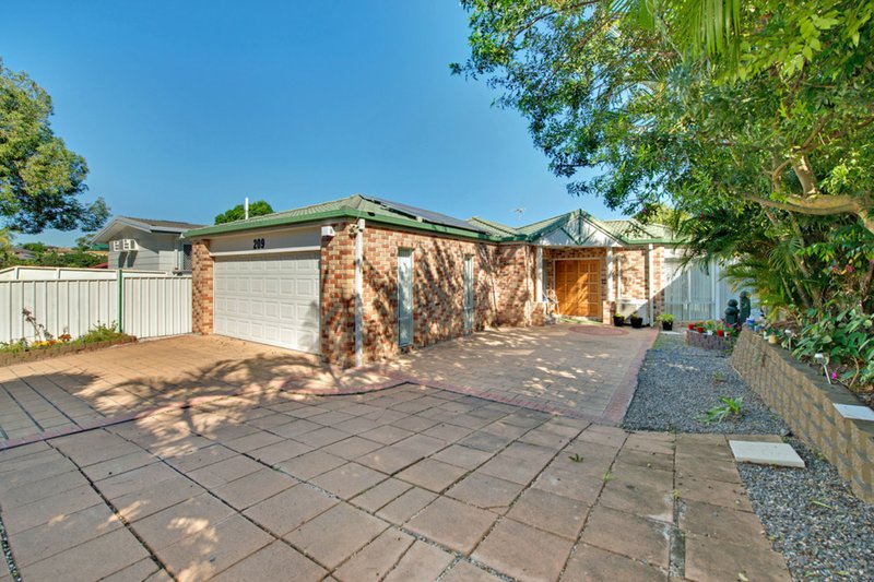 Photo - 209 Blunder Road, Durack QLD 4077 - Image 2