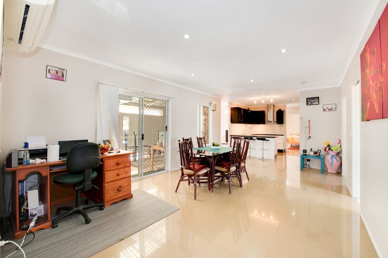 Photo - 209 Blunder Road, Durack QLD 4077 - Image 12