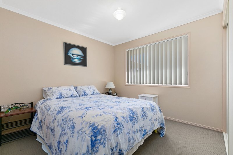 Photo - 209 Dayman Street, Urangan QLD 4655 - Image 9