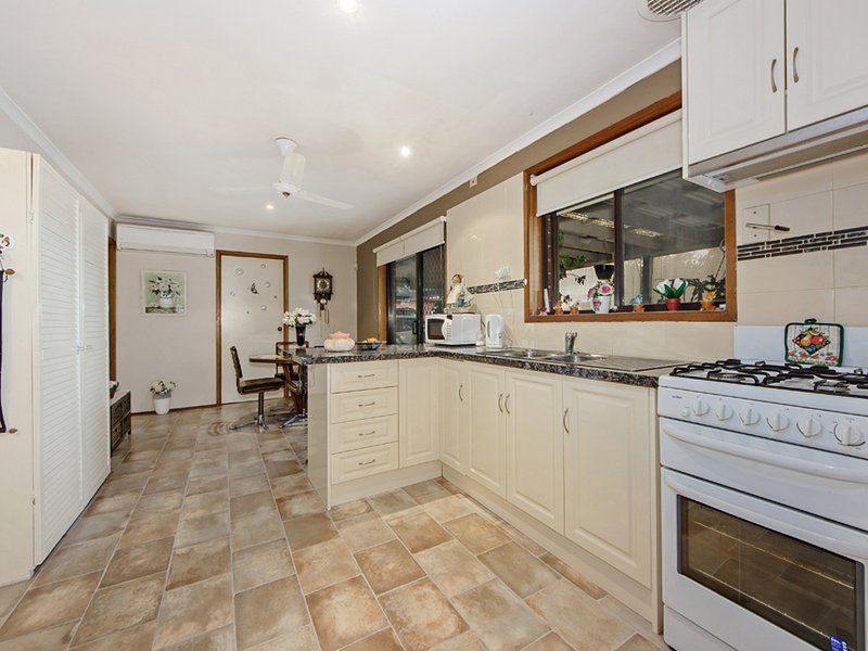 Photo - 209 Gillespie Road, Kings Park VIC 3021 - Image 3