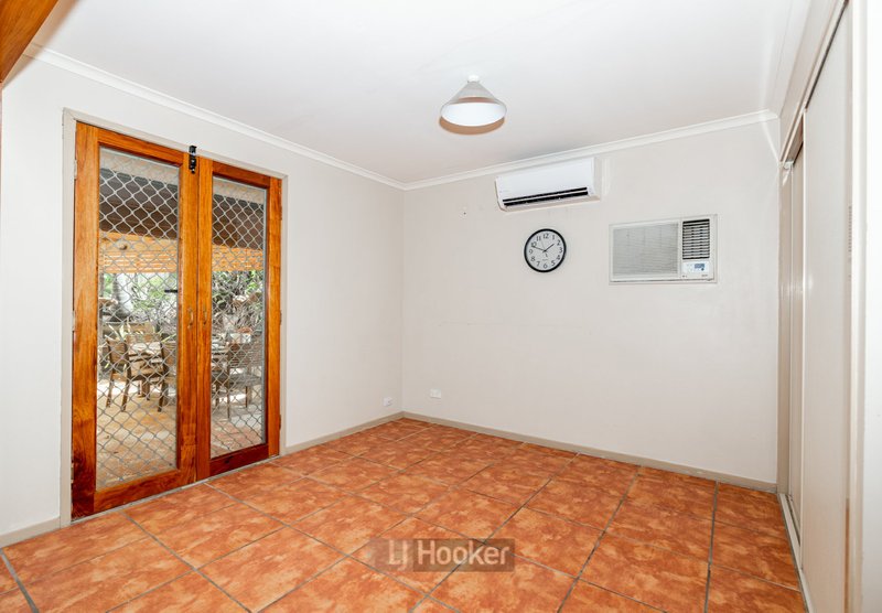 Photo - 209 Mount Warren Boulevard, Mount Warren Park QLD 4207 - Image 10