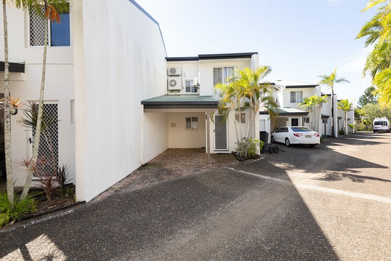 Photo - 20/9 Pacific Drive, Blacks Beach QLD 4740 - Image 2