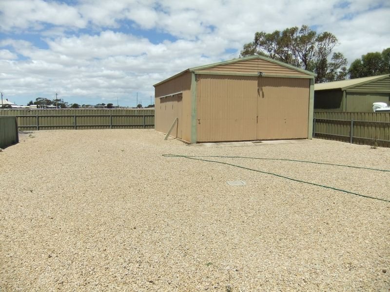 Photo - 209 Songvaar Road, Port Victoria SA 5573 - Image 18