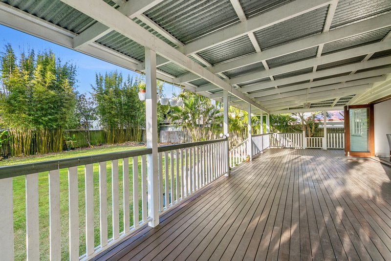 Photo - 209 Venner Road, Fairfield QLD 4103 - Image 9