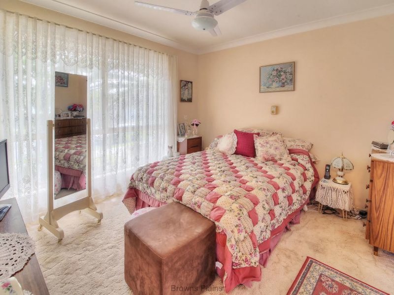 Photo - 209 Waller Road, Regents Park QLD 4118 - Image 8