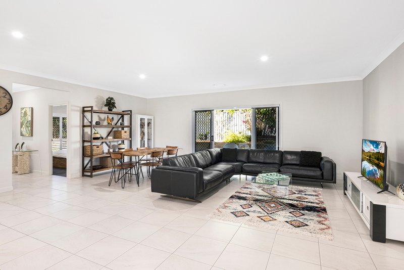 Photo - 209 Williamson Road, Morayfield QLD 4506 - Image 6