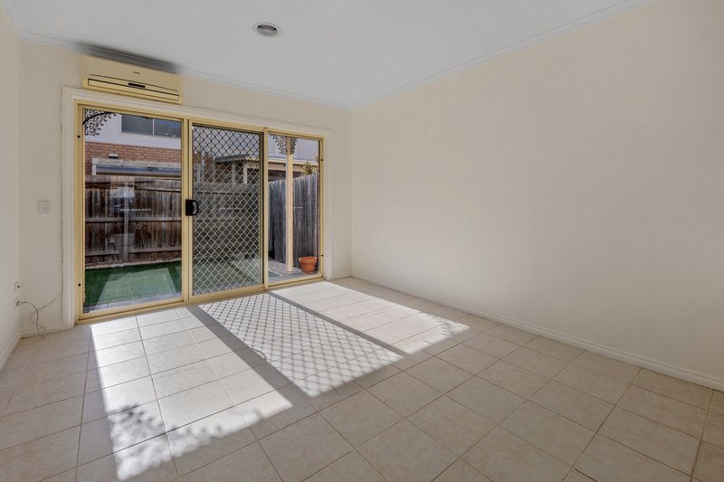 Photo - 20/90 Edgars Road, Thomastown VIC 3074 - Image 3