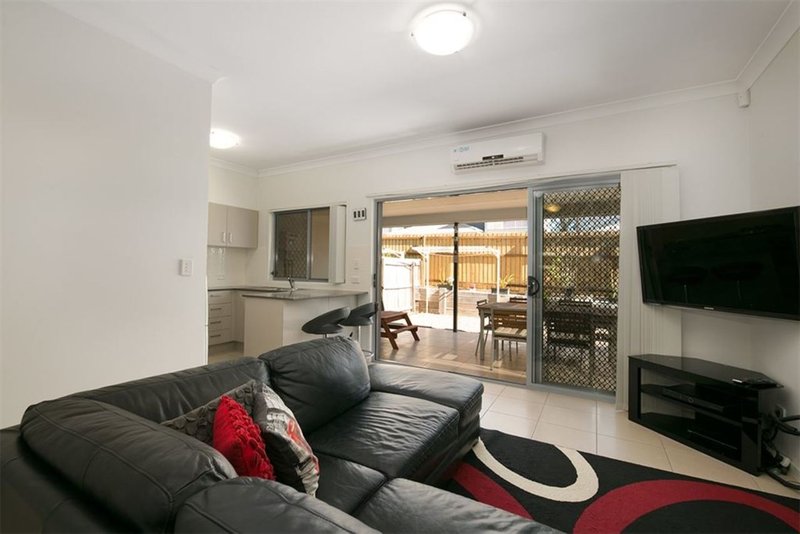 Photo - 20/90 Jutland Street, Oxley QLD 4075 - Image 3