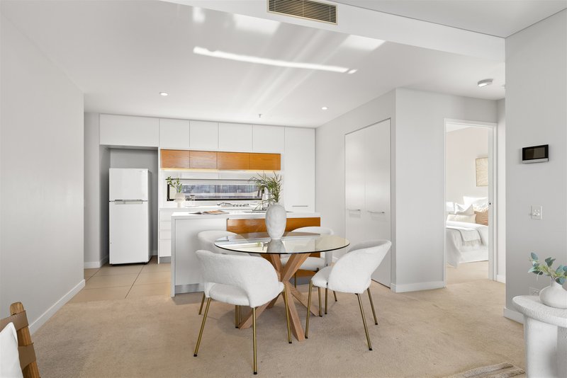 Photo - 20901/37D Harbour Road, Hamilton QLD 4007 - Image 6