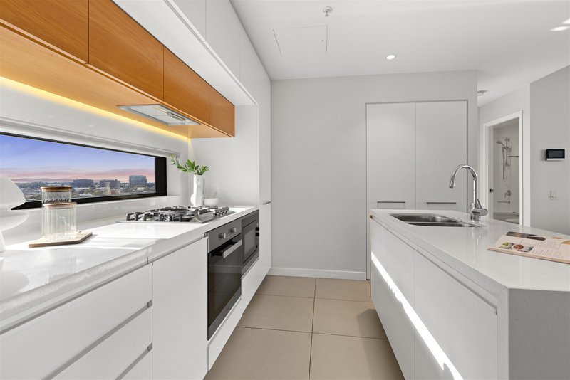 Photo - 20901/37D Harbour Road, Hamilton QLD 4007 - Image 8