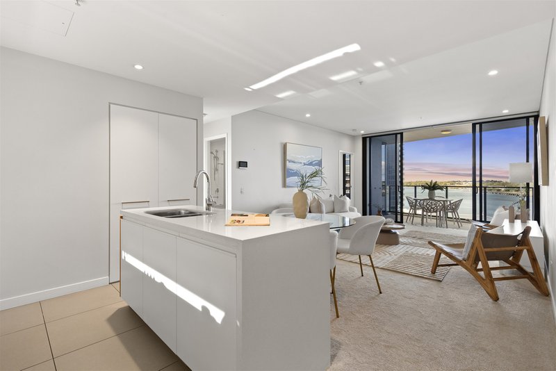 Photo - 20901/37D Harbour Road, Hamilton QLD 4007 - Image 9