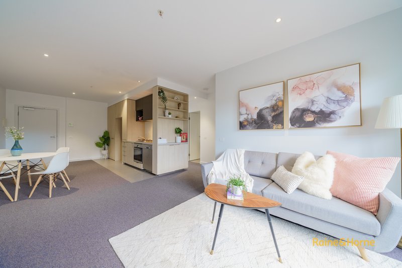 Photo - 209/1 Queen Street, Blackburn VIC 3130 - Image 3