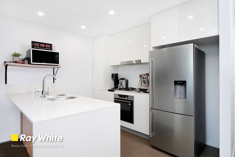 Photo - 209/11C Mashman Avenue, Kingsgrove NSW 2208 - Image 3
