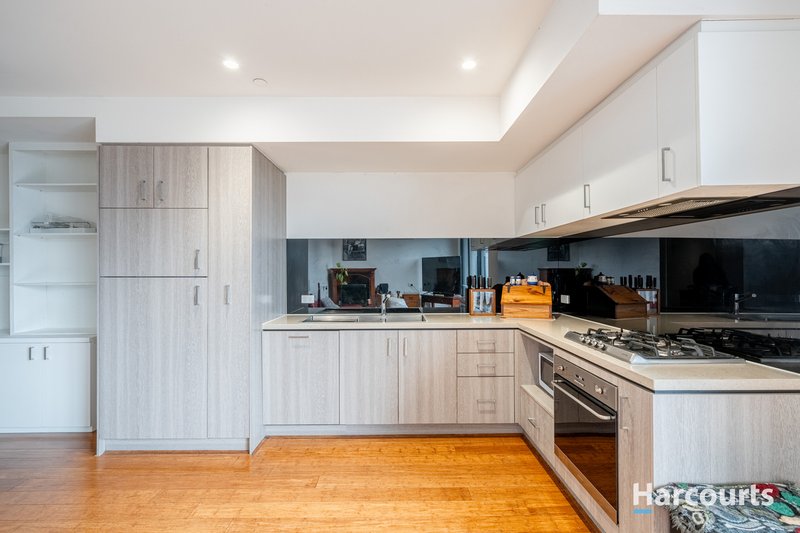 Photo - 209/146 Bell Street, Coburg VIC 3058 - Image 1