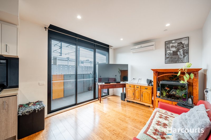 Photo - 209/146 Bell Street, Coburg VIC 3058 - Image 2
