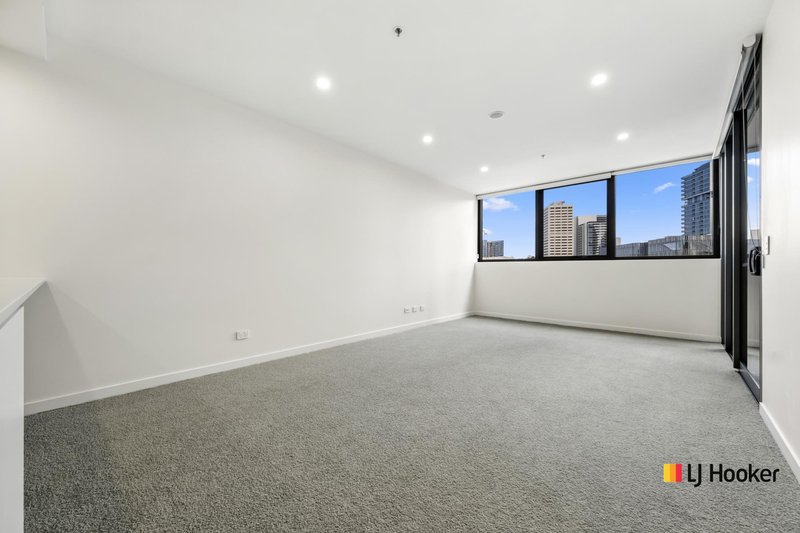 Photo - 209/15 Wilbow Street, Phillip ACT 2606 - Image 4