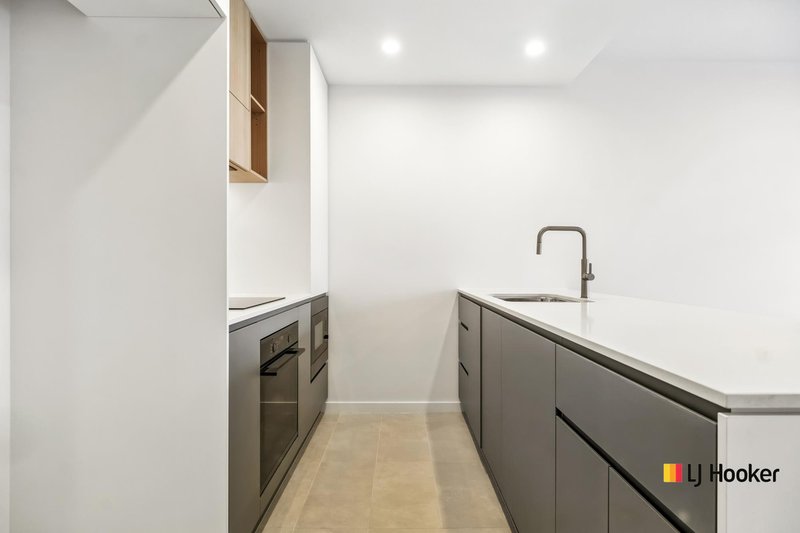 Photo - 209/15 Wilbow Street, Phillip ACT 2606 - Image 6