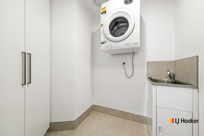 Photo - 209/15 Wilbow Street, Phillip ACT 2606 - Image 9