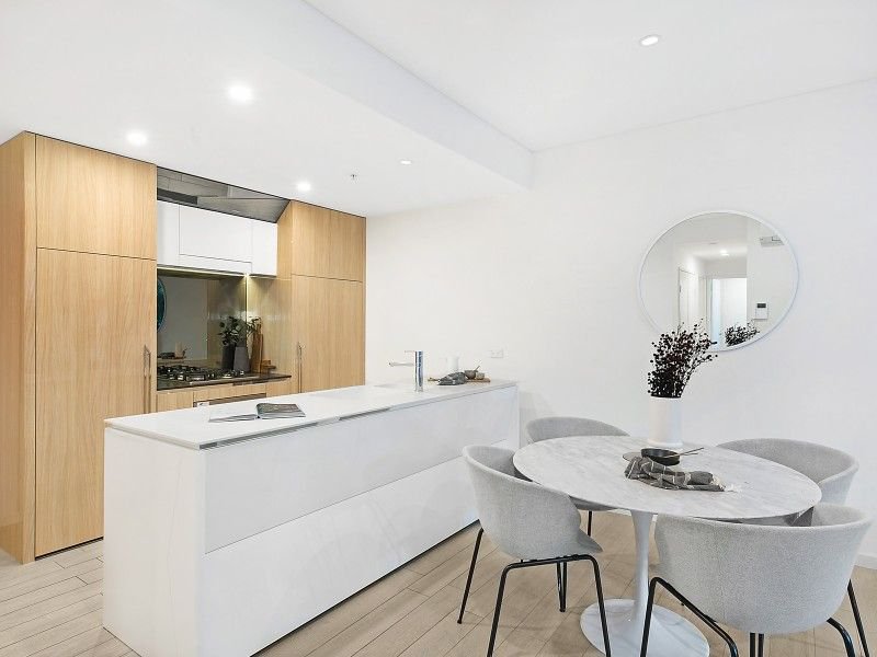 Photo - 209/1a Burroway Road, Wentworth Point NSW 2127 - Image 2