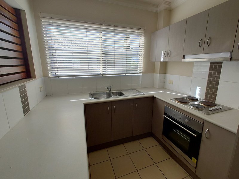 Photo - 209/2-8 Centenary Close, Manoora QLD 4870 - Image 2