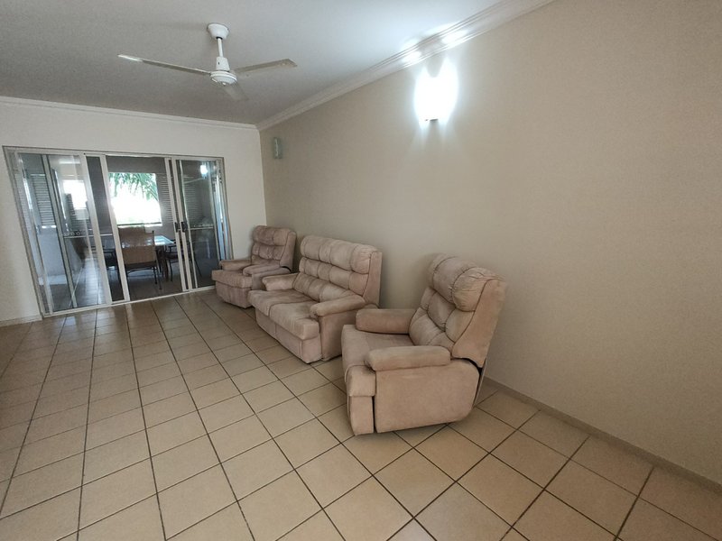 Photo - 209/2-8 Centenary Close, Manoora QLD 4870 - Image 3