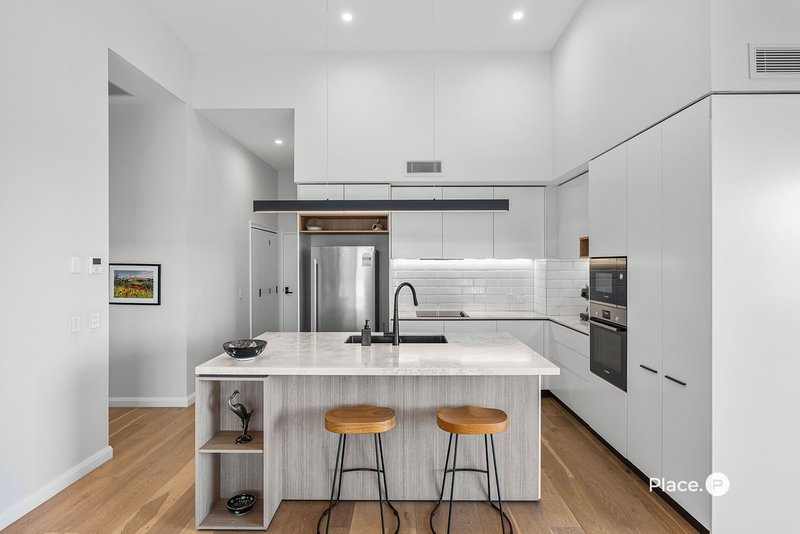 Photo - 20/92-96 Ernest Street, Manly QLD 4179 - Image 4