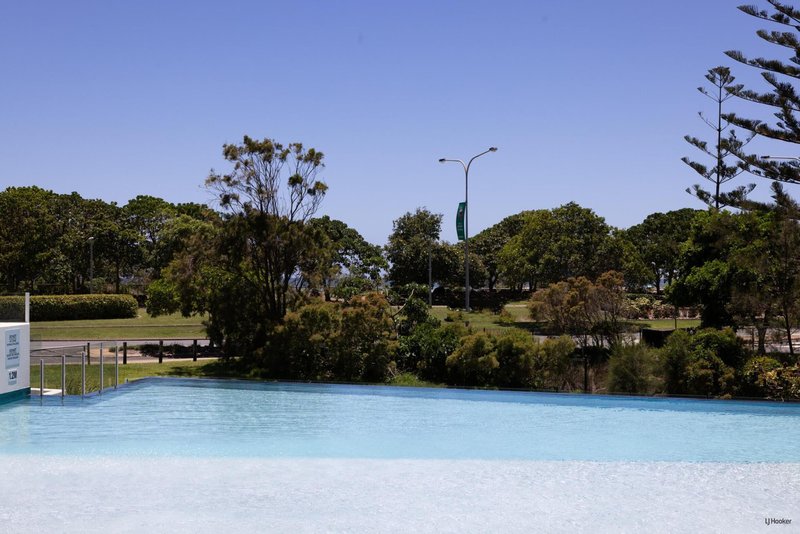 Photo - 209/2 Creek Street, Coolangatta QLD 4225 - Image 21