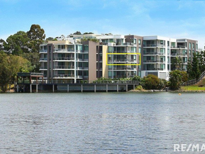 Photo - 209/22-24 Ben Lexcen Place, Robina QLD 4226 - Image 3