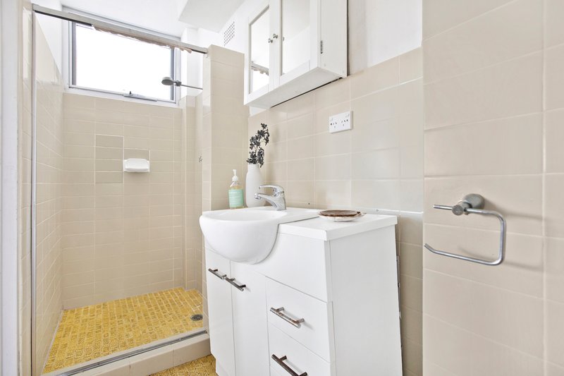 Photo - 209/29 Newland Street, Bondi Junction NSW 2022 - Image 5