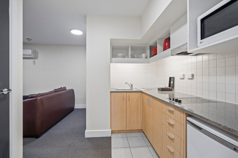 Photo - 209/318 Little Bourke Street, Melbourne VIC 3000 - Image 3