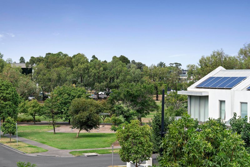 Photo - 209/80 La Scala Avenue, Maribyrnong VIC 3032 - Image 10