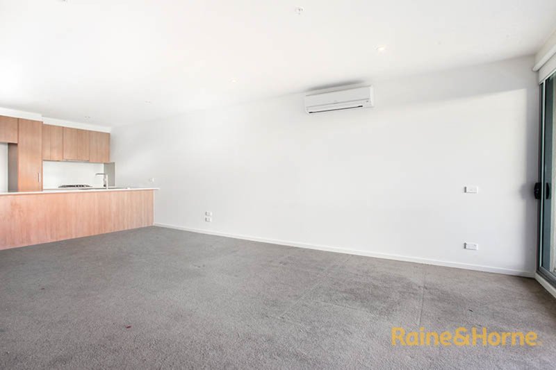 Photo - 209/84 La Scala Avenue, Maribyrnong VIC 3032 - Image 6